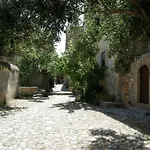 Dorovinis Castlehouses 度假居 莫奈姆瓦夏
