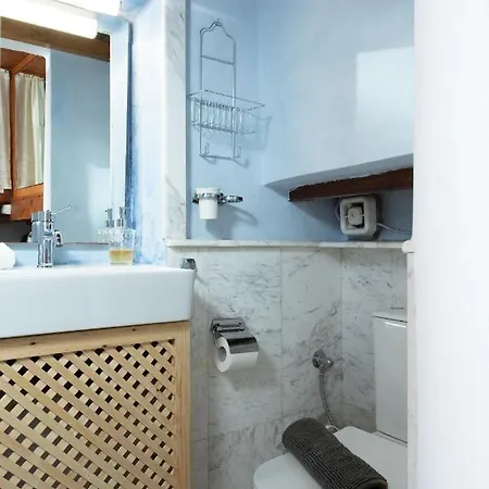 Dorovinis Castlehouses *