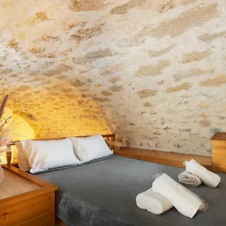 Dorovinis Castlehouses * 모넴바시아