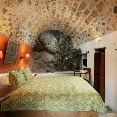 Dorovinis Castlehouses 펜션 *