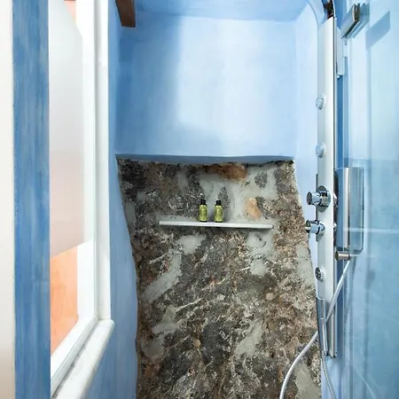 Dorovinis Castlehouses 펜션 모넴바시아
