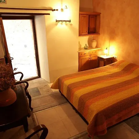 Dorovinis Castlehouses *