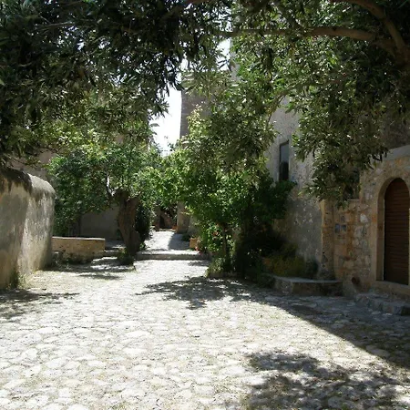 Dorovinis Castlehouses Vakantiehuis Monemvasía