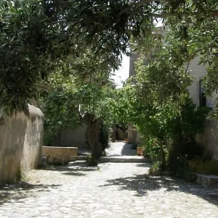 펜션 Dorovinis Castlehouses
