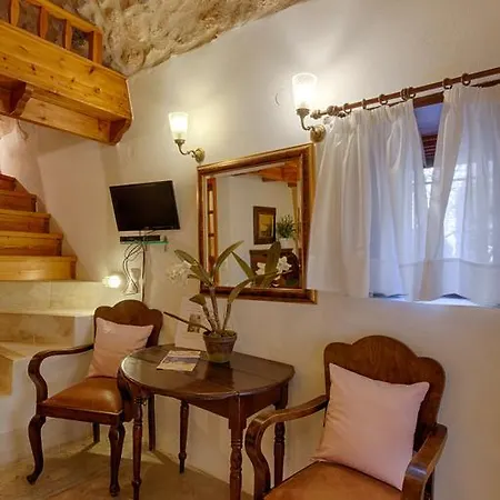 Dorovinis Castlehouses * 모넴바시아