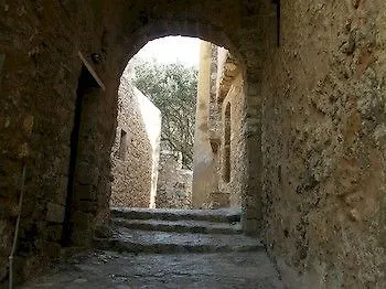 Dorovinis Castlehouses Holiday home *