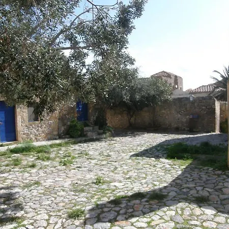 펜션 Dorovinis Castlehouses
