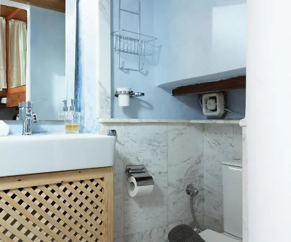 Dorovinis Castlehouses *