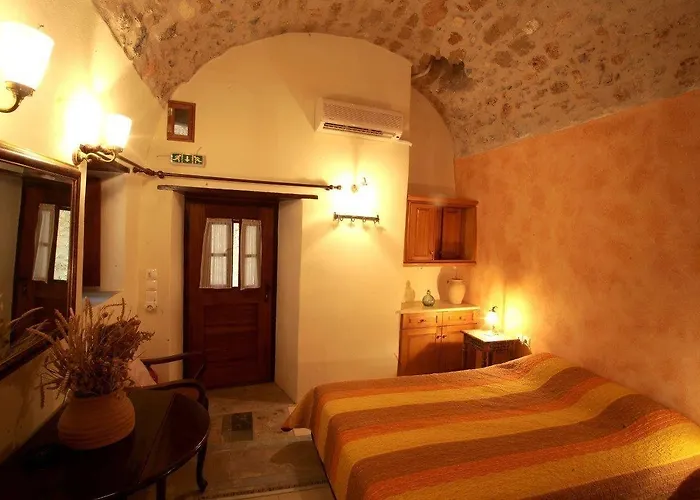 Dorovinis Castlehouses Holiday home *