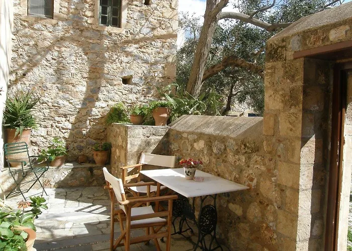 Dorovinis Castlehouses Μονεμβασιά