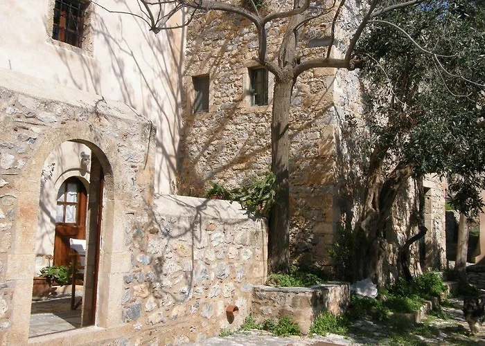 Dorovinis Castlehouses Holiday home *